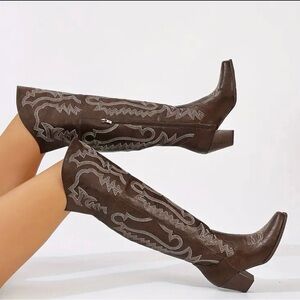 Women’s over the knee/tall cowgirl boot